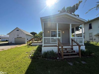 130 S Highway 1, Birmingham, IA, 52535
