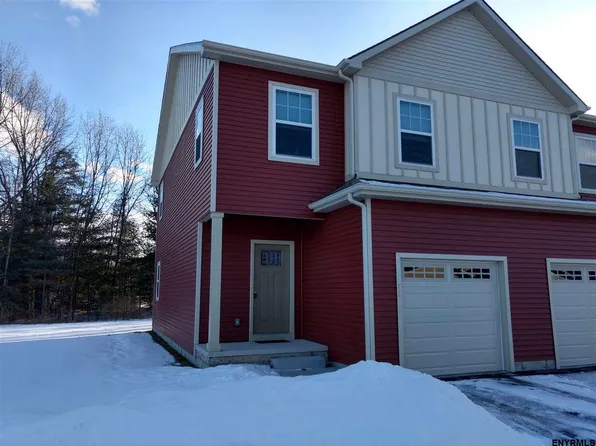 11 Linden Ln, Ballston Spa, NY 12020