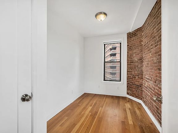 3rd image of 259 E Broadway APT 6C