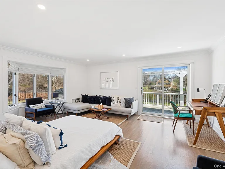 580 Gin Ln — Photo 16