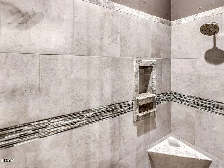 2520 Demaret Dr — Photo 24