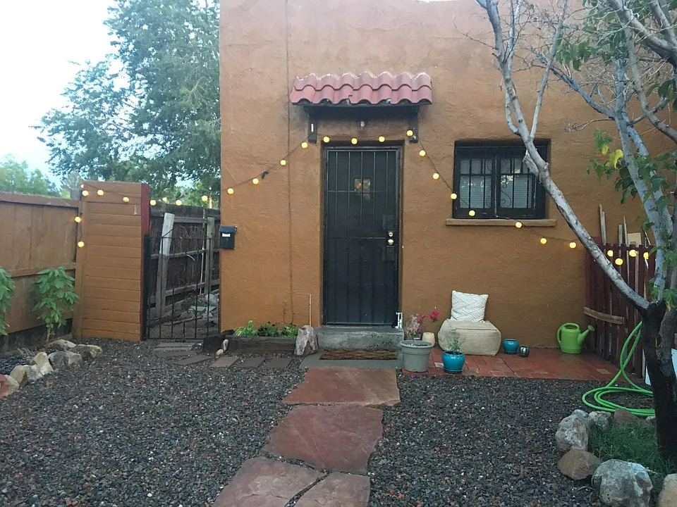609 5th St., SW-Private Fenced-in Yard