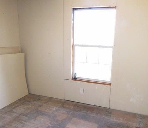 4th image of 1537 NE 26th St
