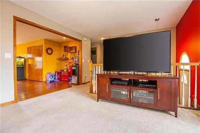 808 S Pope Ave — Photo 3