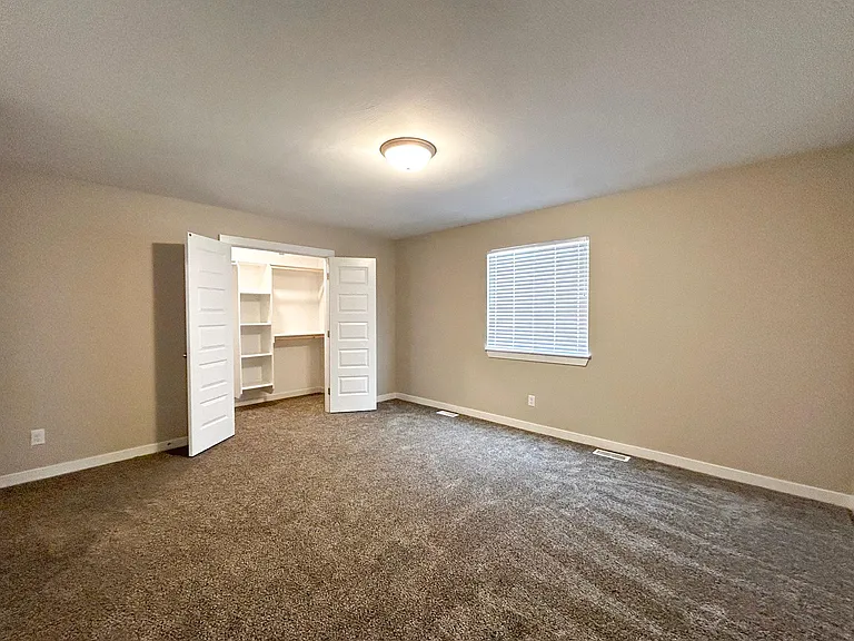 190 Margette Way — Photo 29