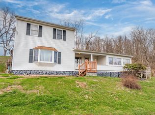 506 Delta Rd, Littleton, WV 26581