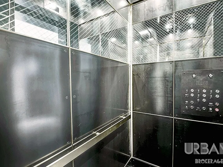 123 Bank St #690 — Photo 3