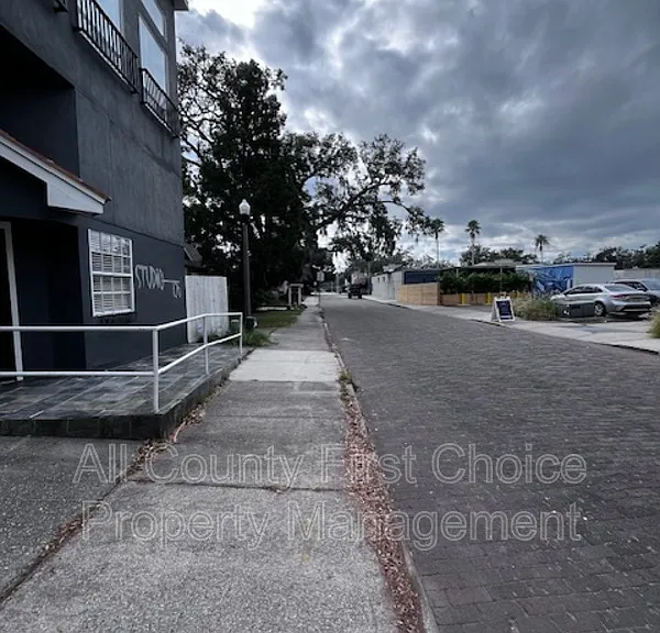 126 3rd Ave N #101-A — Photo 1