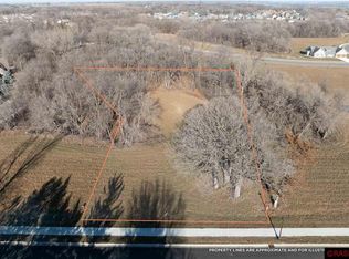 1686 Countryside Dr, Mankato, MN 56003