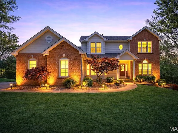 19 Christina Dr, Pevely, MO 63070