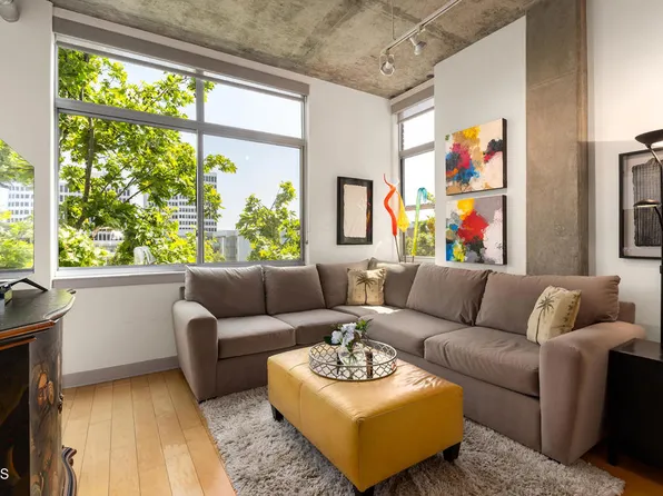 840 E Green St Unit 330, Pasadena, CA 91101