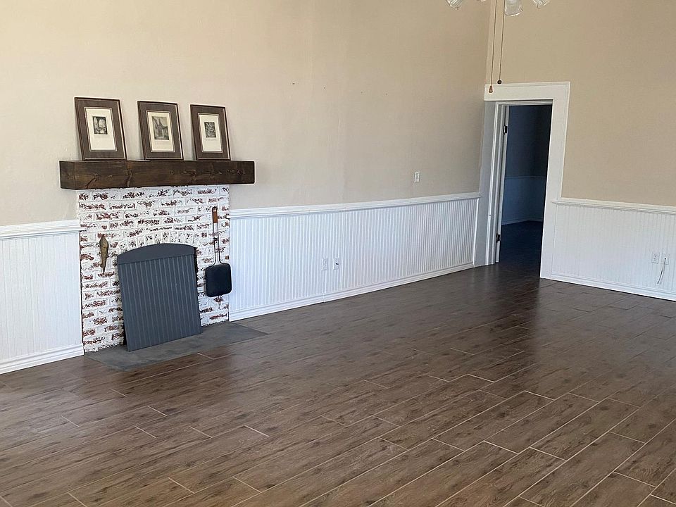 1st image of 301 N Rooney St