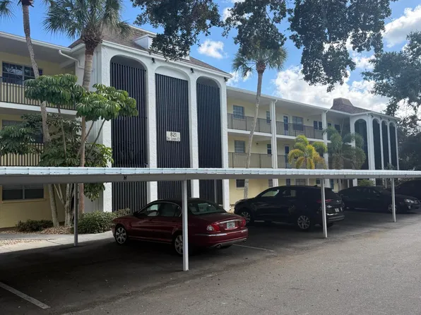 821 De Leon Ct Unit 303, Dunedin, FL 34698