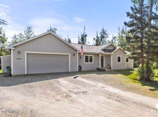 2901 N Quartz Cir, Wasilla, AK 99654