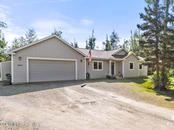 2901 N Quartz Cir, Wasilla, AK 99654