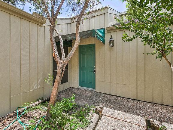 3rd image of 12215 Briar Forest Dr