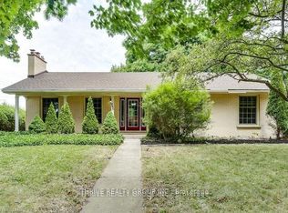 1 Sutton Pl, London, ON N6H 3V2