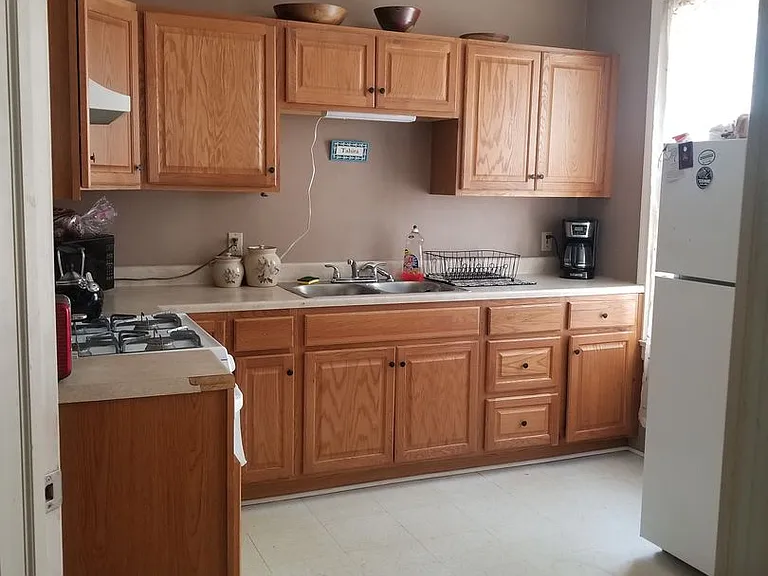 257 Park Ave — Photo 4