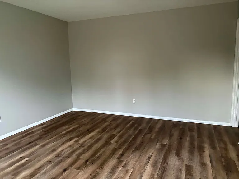 123 Tisdale St — Photo 8