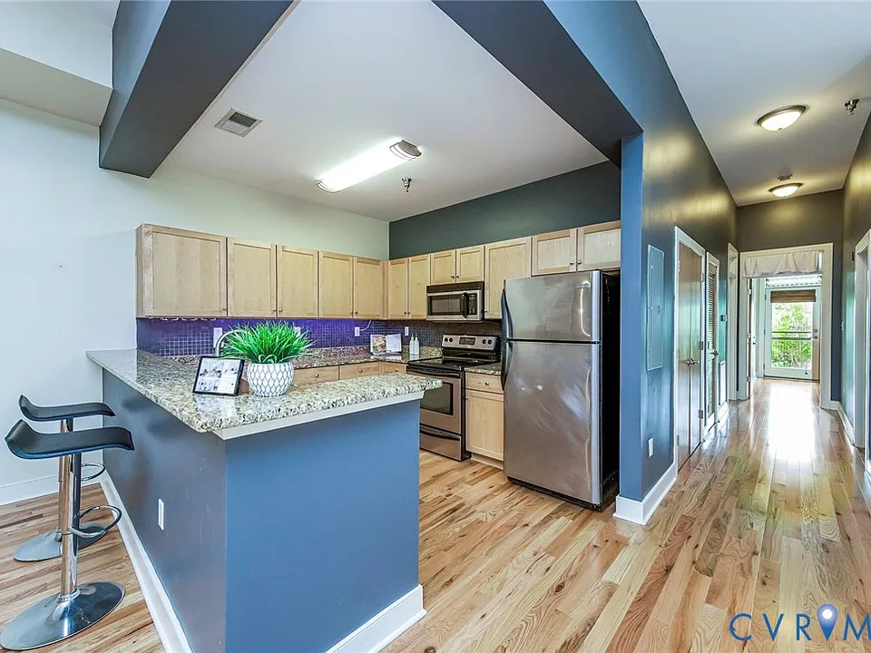 110 W Marshall St #36