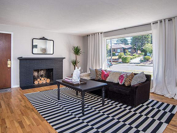 3rd image of 5816 A St