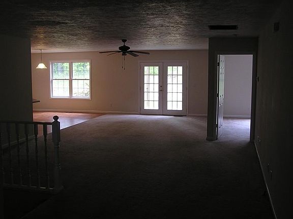 Living Room/ Back Entrance