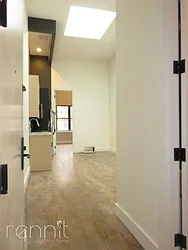 Rented by Rennit Inc.