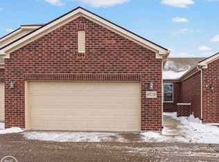 49230 Hanna Ct, Macomb, MI