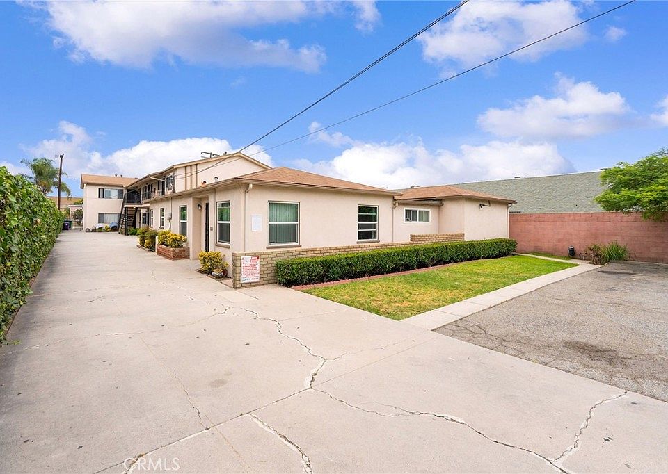 1st image of 3301 E Artesia Blvd