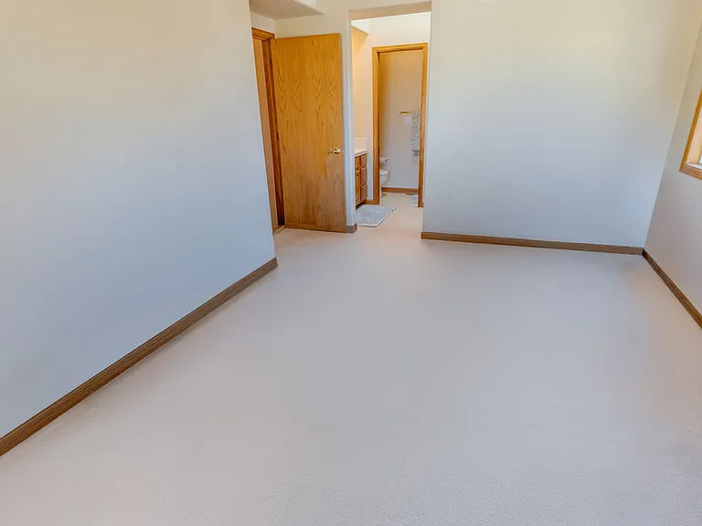5151 Boardwalk Dr #R2 — Photo 10