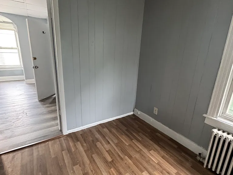 27 Highland Ave — Photo 4