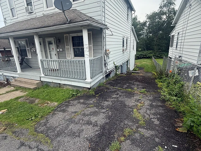 3017 Market St #R — Photo 1
