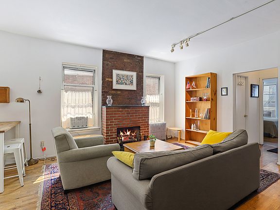 3rd image of 234 E 14th St APT 6D