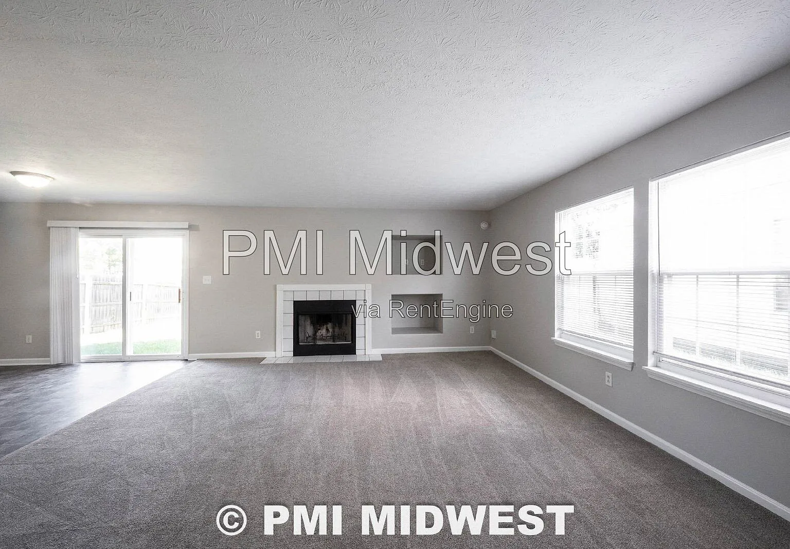 3 bed, 2.5 bath, 1745 sqft, $1,800 — Photo 4