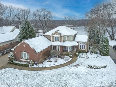 4661 Mallards Lndg, Highland, MI, 48357