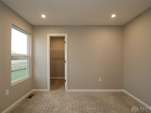 3rd image of 437 Snowdrop Dr