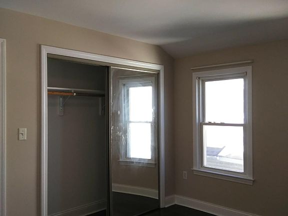 4th image of 538 Capitol Ave