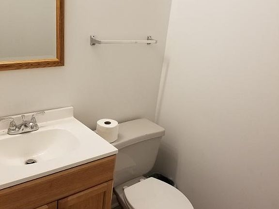 4th image of 2440 Lorna Ct