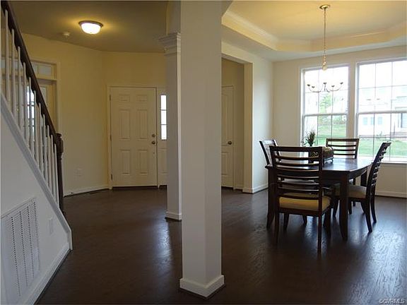 3rd image of 9532 Thistleton Ct