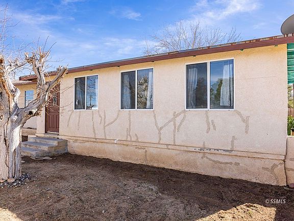 4th image of 839 E Hillcrest Ave