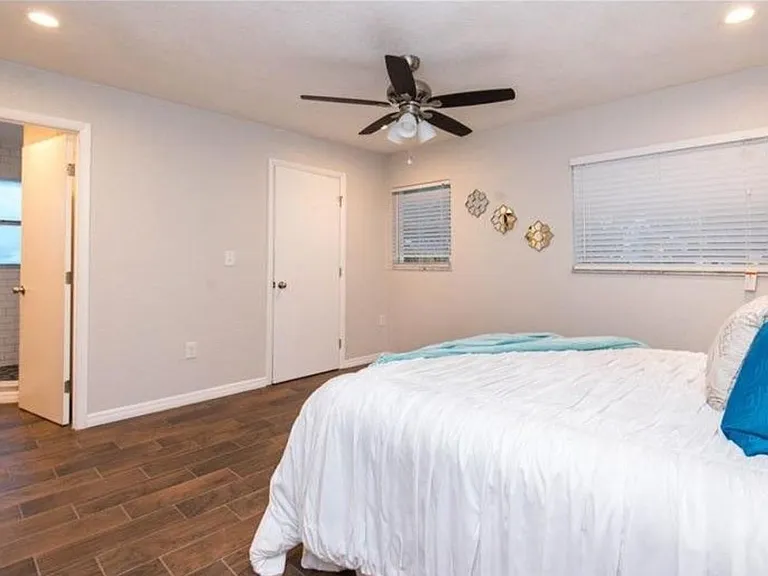 4416 W Prescott St — Photo 3