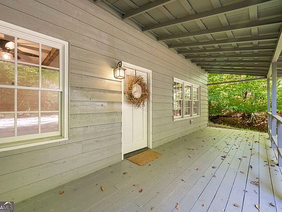 3rd image of 202 Buckskull Hollow Dr