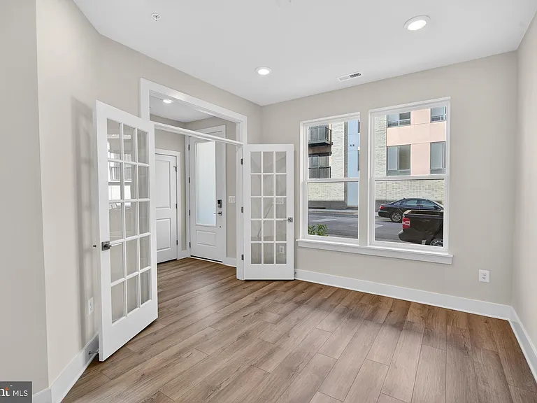 2507 Light St — Photo 39