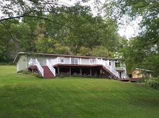 N2849 Demlow Rd, La Crosse, WI 54601