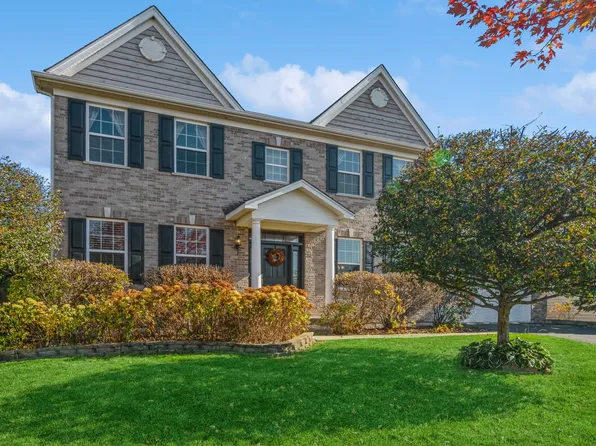 3021 Cranston Ave, Elgin, IL 60124