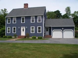 10 Old Farm Rd, North Andover, MA 01845
