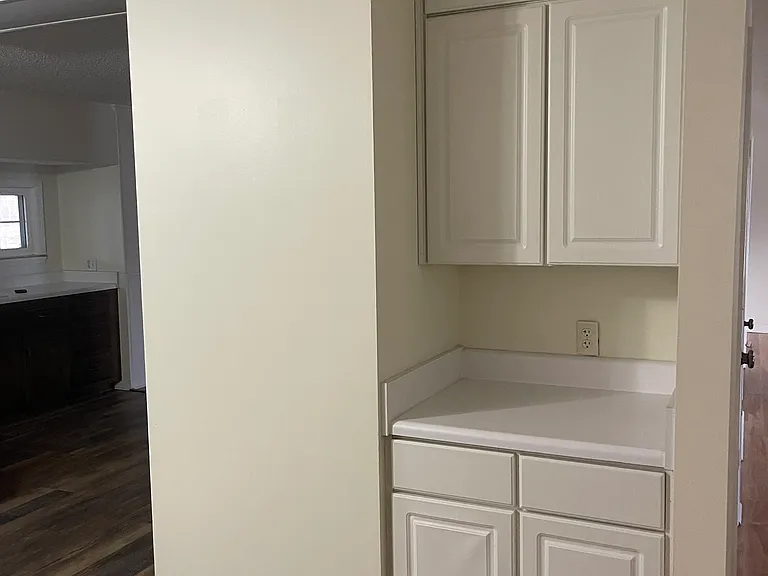 258 Powell Rd — Photo 13