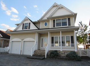 10 Starboard Ct, Brick, NJ 08723