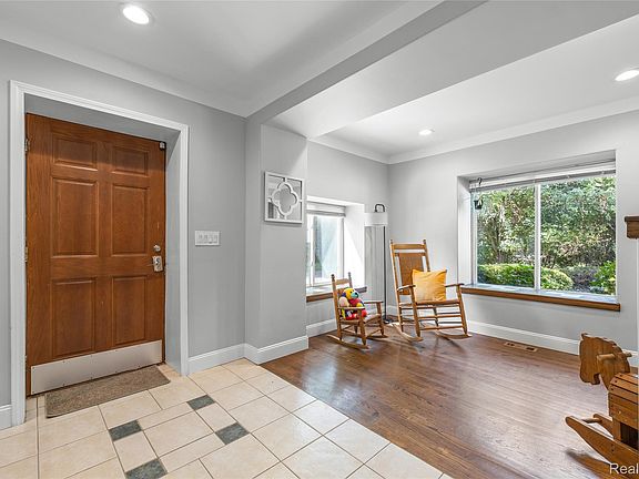 4th image of 35966 Cypress St