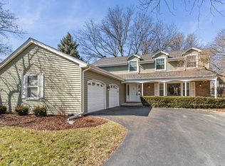 6420 New Albany Rd, Lisle, IL 60532